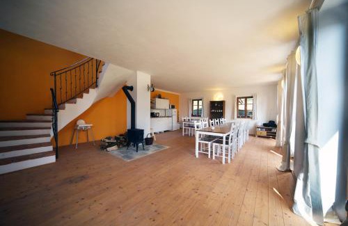 Horni Breckov House | U Mišpule