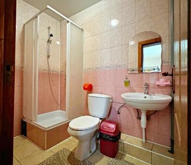 Slavske House | U Nazara