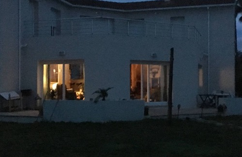 Pineto Villa | U Stagnu SOLE Bed and Breakfast on the seafront by the water