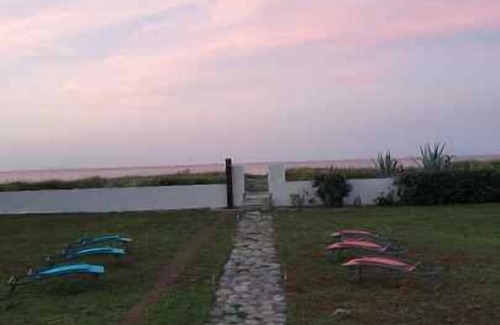 Pineto Villa | U Stagnu SOLE Bed and Breakfast on the seafront by the water