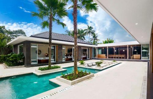 Melayang Villa | Ubud Exotic 6 BR Villa Coconut Trees CYN