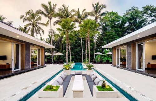 Melayang Villa | Ubud Exotic 6 BR Villa Coconut Trees CYN