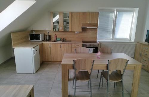 Borohradek Apartment | Ubytování AVEPO