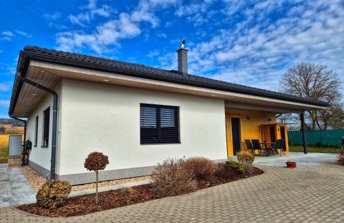 Dvur Kralove nad Labem House | Ubytování nad přehradou