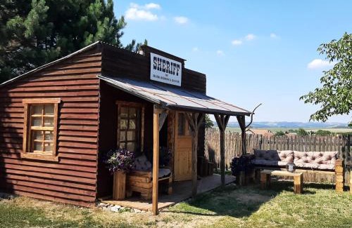 Kotvrdovice House | Ubytování na rodinném ranči