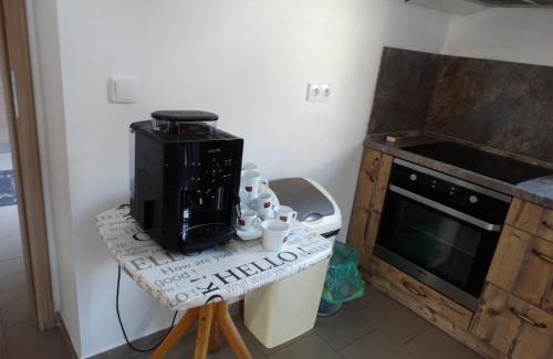 Cimer House | Ubytování u kostela, SEDLO 12os