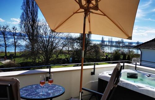 Immenstaad am Bodensee Apartment | Uferloft