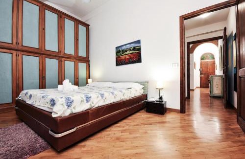 Duomo Apartment | Uffizi Apartment 2