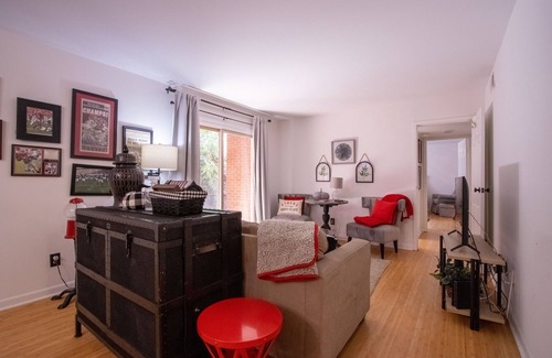 Athens Apartment | UGA Stadium Sanctuary