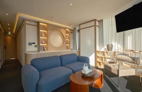 Jungnim-dong Hotel | UH Suite The Seoul