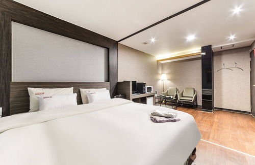 Uijeongbu Hotel | Uijeongbu Ellie