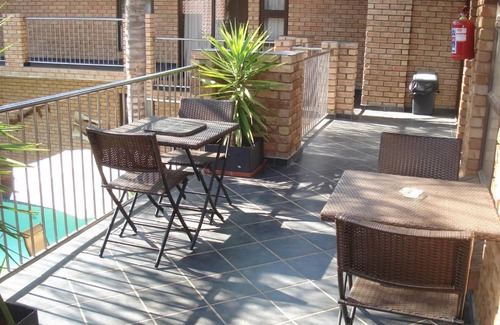 Eldoraigne House | Uitsigpark Guest@home4U