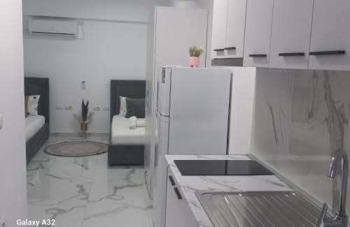 Tirana Apartment | Ulliri