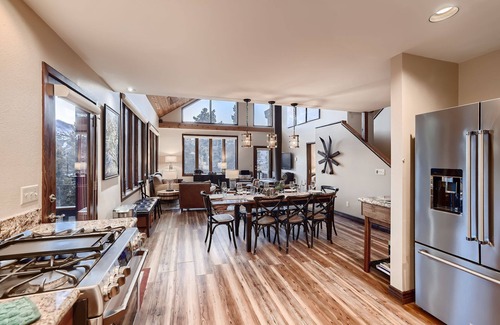 Forest Hills House | Ullr Haus: EV Enabled, Private Hot Tub, Mountain Views, Foosball, Sauna