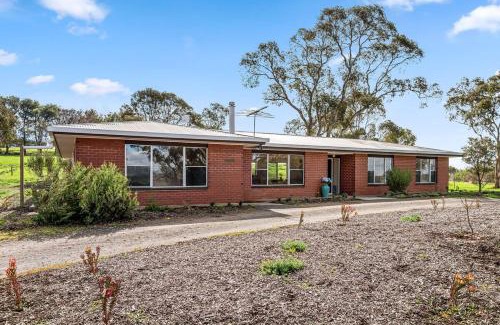 Greenock Villa | Ultima Escapes - Carcoola House - Barossa Fringe Retreat