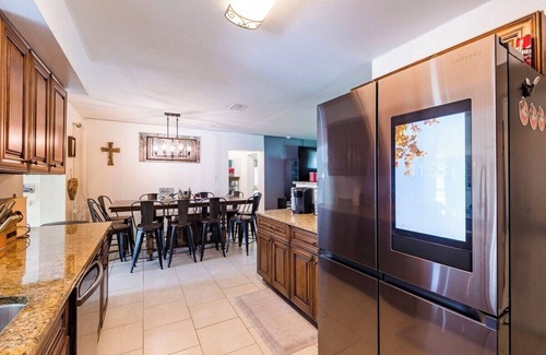 Pinellas Park House | Ultimate Family Fun | Pool | Theater | 6 Miles-Beach