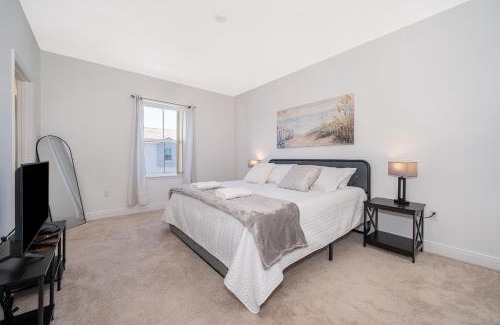 Buena Ventura Lakes Apartment | Ultimate Family Retreat in Orlando near Airport USTA & Parks