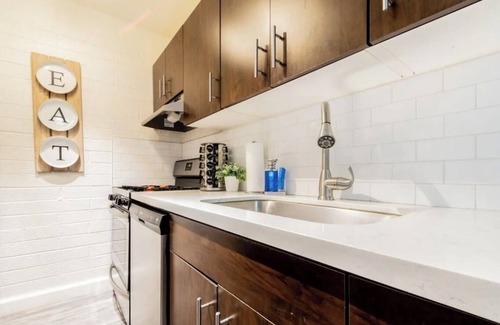 Encanto Apartment | Ultimate Getaway Apartment w/Firepit & Fitness!
