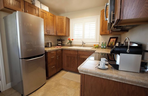 Santa Rosa Cottage | Ultimate Sonoma Valley Retreat for 4: Private Guest House and Cottage with Pool