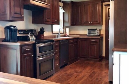 Ashwaubenon House | Ultimate Tailgate House: Titletown & Lambeaun