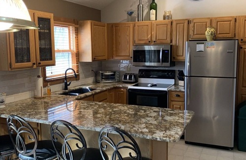The Galena Territory House | Ultimate Vacation Getaway - Family/Friends Cozy Retreat