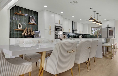 Enterprise House | Ultimate Vegas Oasis: Grand 5BR/4BA 3860sf Pool Home w/Casita