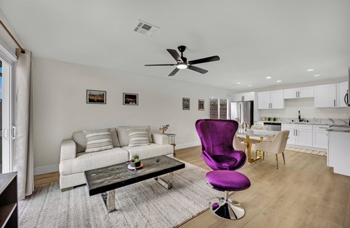 Enterprise House | Ultimate Vegas Oasis: Grand 5BR/4BA 3860sf Pool Home w/Casita