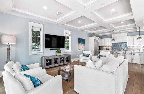 Watercolor House | Ultimate WaterColor Retreat: Bikes, Private Pool, Carriage House, and Luxury Living.