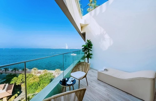 Palm Jumeirah Apartment | UltraLuxury - Seaview, Burj View Private Beach