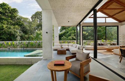 Batu Bolong Villa | Uma Santai Villa Canggu by Nakula