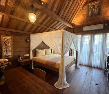 Batu Bolong Cabin | Umakayu Joglo Villa Canggu - Boutique Hotel