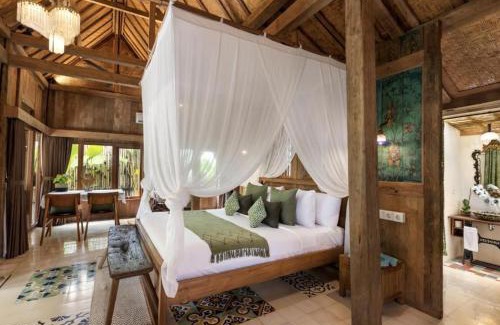 Batu Bolong Cabin | Umakayu Joglo Villa Canggu - Boutique Hotel