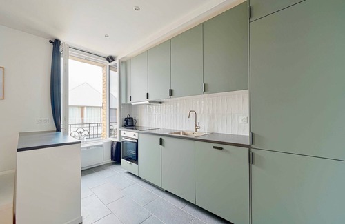 Vitry-sur-Seine Apartment | Un Duplex Familial Lumineux et Harmonieux