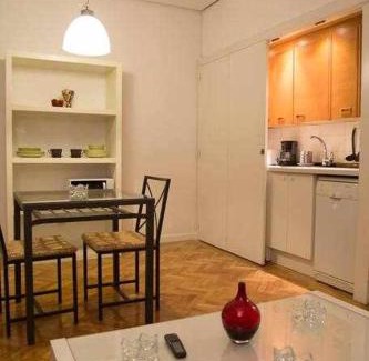Palacio Apartment | Un elegante piso para descubrir Madrid