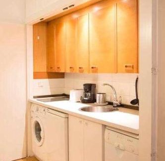 Palacio Apartment | Un elegante piso para descubrir Madrid