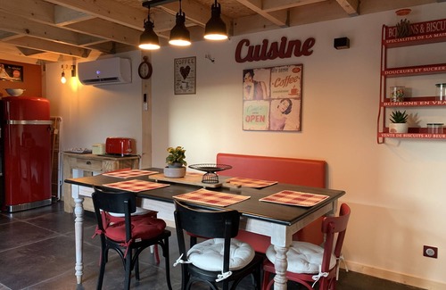 Cercie House | Un P'tit Bouchon Dans le Beaujolais , le Cadre Parfait Pour se Reposer !