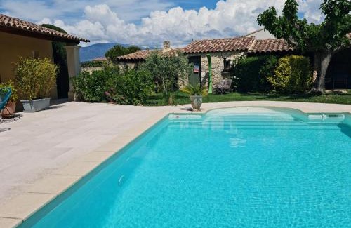 Mazan House | Un petit coin de Paradis