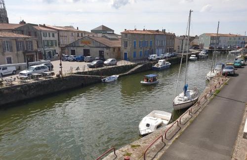 Marans Apartment | Un trois étoiles entre La Rochelle et les marais poitevin