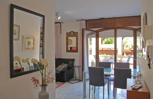 San Pedro Apartment | UN VERGEL AL PIE DE LA ALHAMBRA. Enjoy it now!