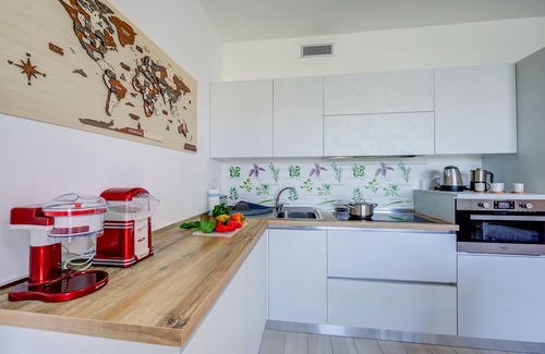San Benedetto di Lugana Apartment | Una Meta Tra Gli Ulivi, Peschiera del Garda, Italy