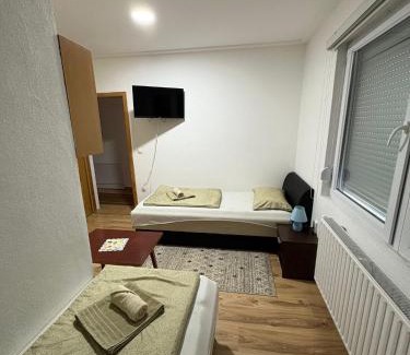 Kulen Vakuf Bed & Breakfast | Unaqua Apartments