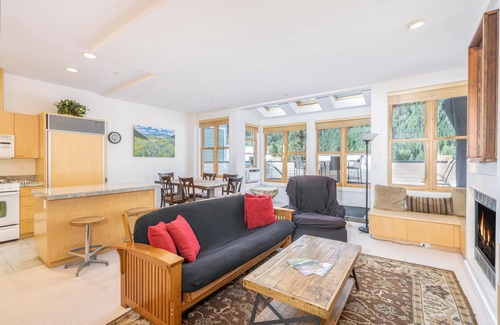 Telluride Condo | Unbeatable Location for Festivals with Amazing Views