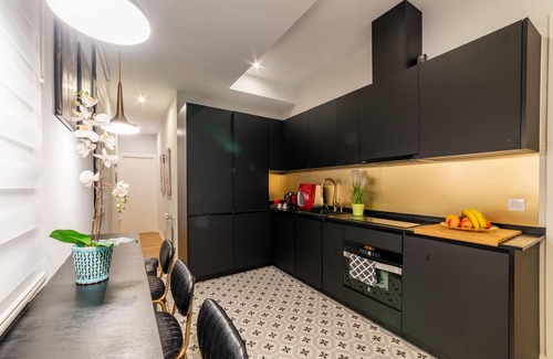 Embajadores Apartment | ✴Unbeatable location- Plaza "Tirso"✴ Luxury with pool billiard- groups🍒families