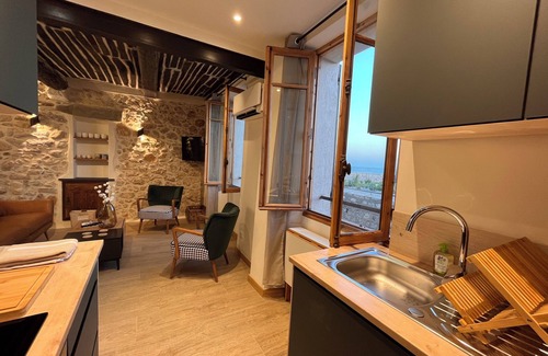 Antibes Old Town House | Unbelievable Sea Views from 3 bed house in old Antibes on ramparts - on seaside!