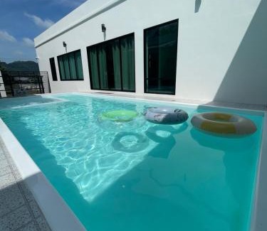 Hat Yai Villa | Uncle Aud's Pool Villa near Hatyai City