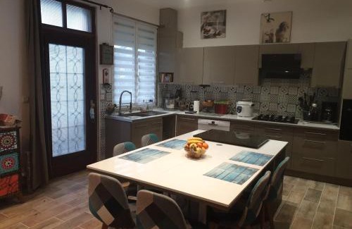 La Celle-sous-Gouzon Apartment | Une petite campagne en ville