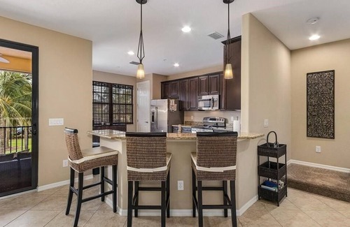 Biggar Condo | Unexpected Opening Nov 25-Jan 26 3BR, 2.5 Bath Paseo Quad Condo w/Golf Cart