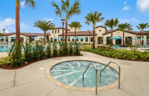 Four Corners House | Unforgettable Escape: Private Pool, Smart TV, Dreamy Resort, Moments from Disney