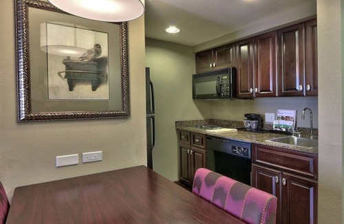 Albuquerque Apartment | Unforgettable Stays in Albuquerque! Pets Allowed, Free Breakfast, Full Kitchen!
