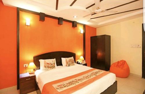 Karol Bagh Hotel | UNI-STAR hOTEL